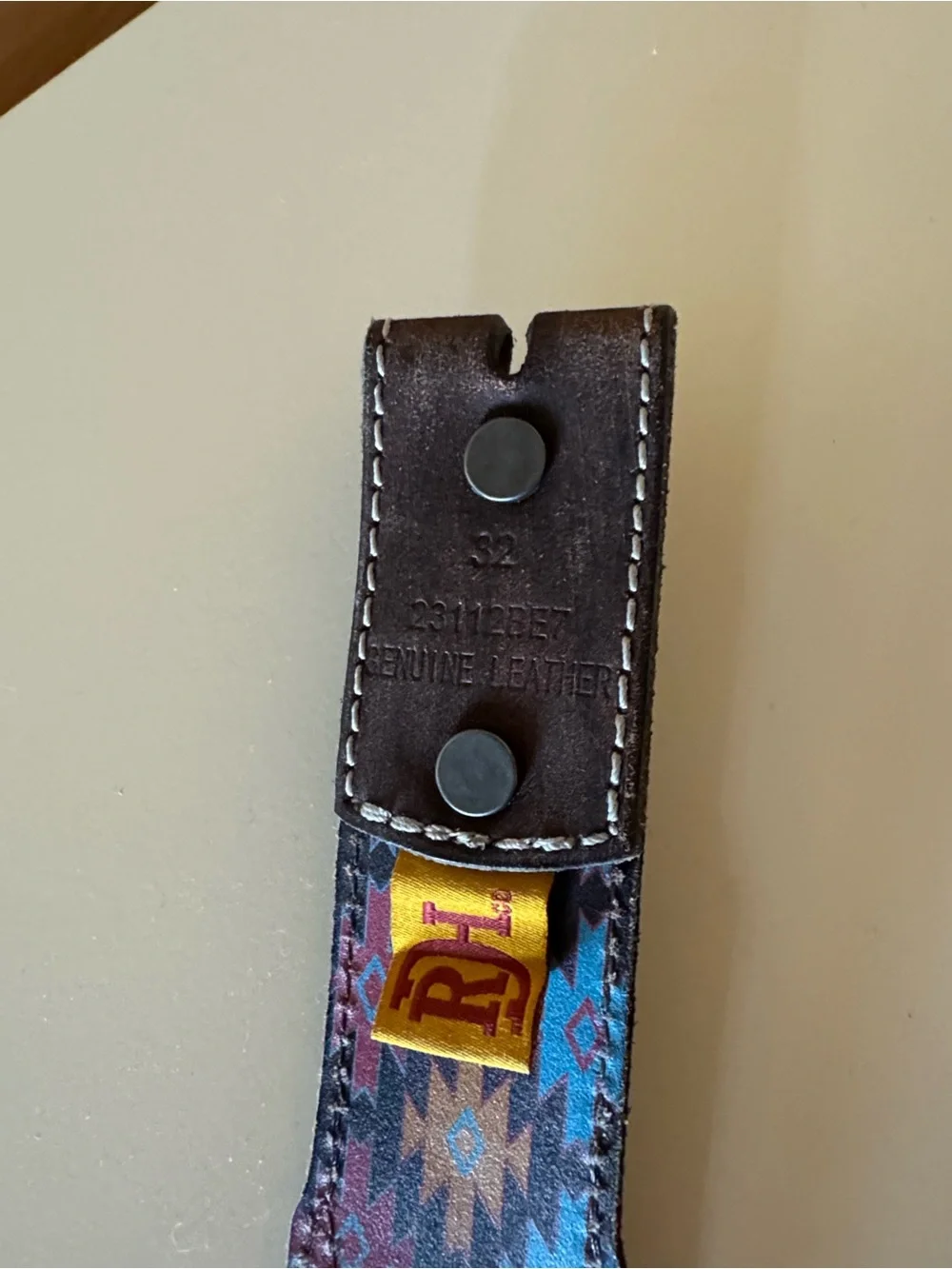 Red Dirt Hat brown tooled leather belt with old silver metal studs Size 32